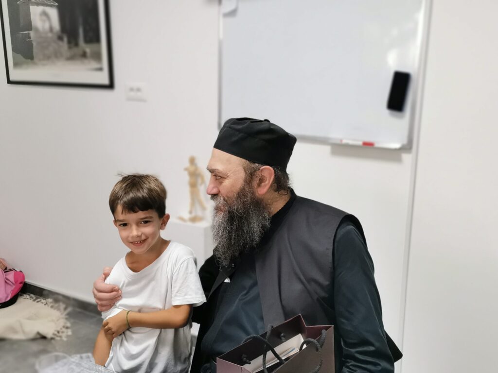 Игуман Хиландара, Високопреподобни архимандрит Методије у посети хиландарском Добротворно-образовном удружењу „Теофил 1198“ у Чачку