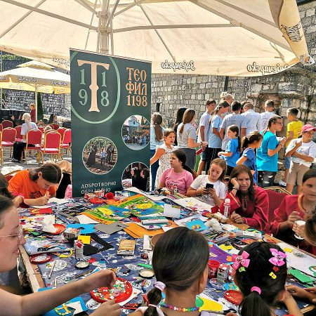 Деца „Теофила 1198“ и Дечји хор „Ирмос“ на Дечјем сабору на Цетињу