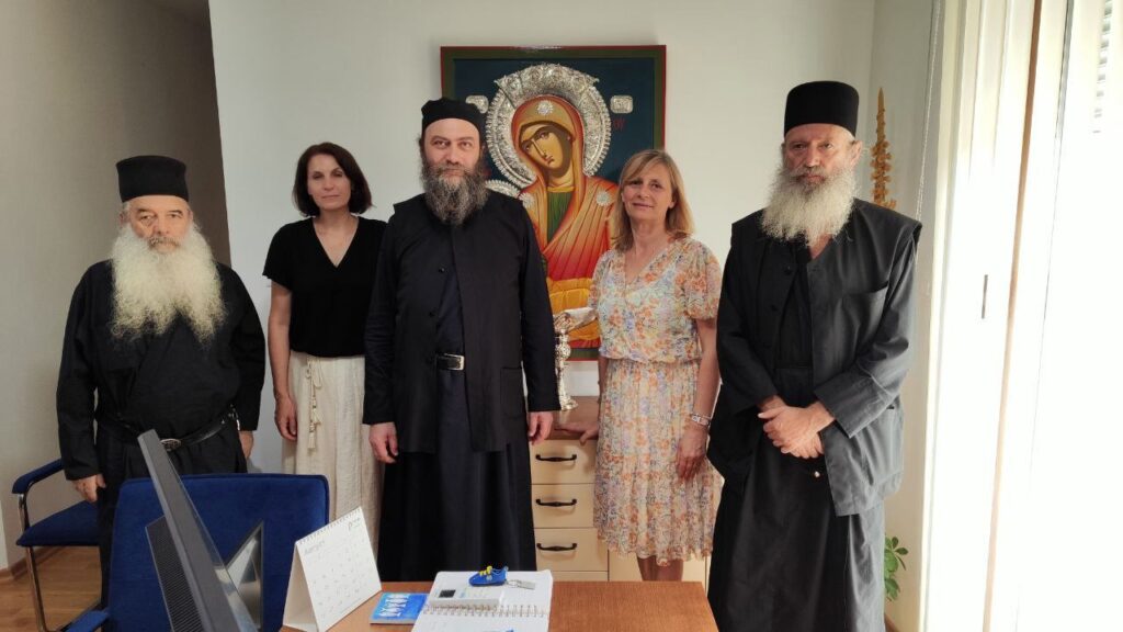 Игуман Хиландара, Високопреподобни архимандрит Методије у посети хиландарском Добротворно-образовном удружењу „Теофил 1198“ у Чачку