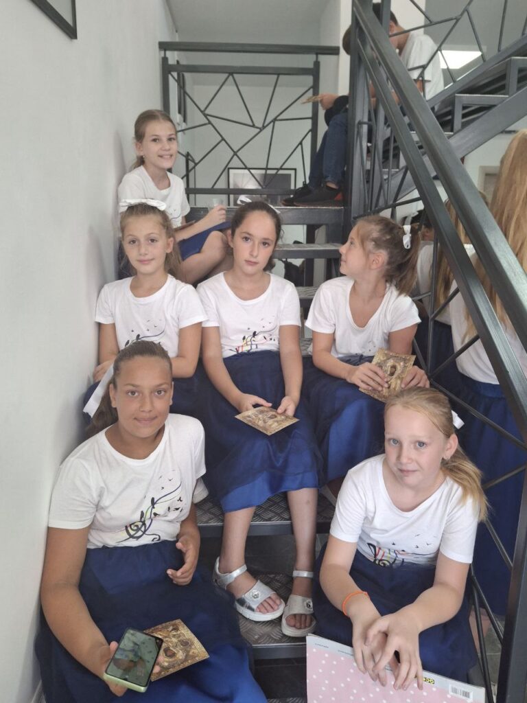 Игуман Хиландара, Високопреподобни архимандрит Методије у посети хиландарском Добротворно-образовном удружењу „Теофил 1198“ у Чачку