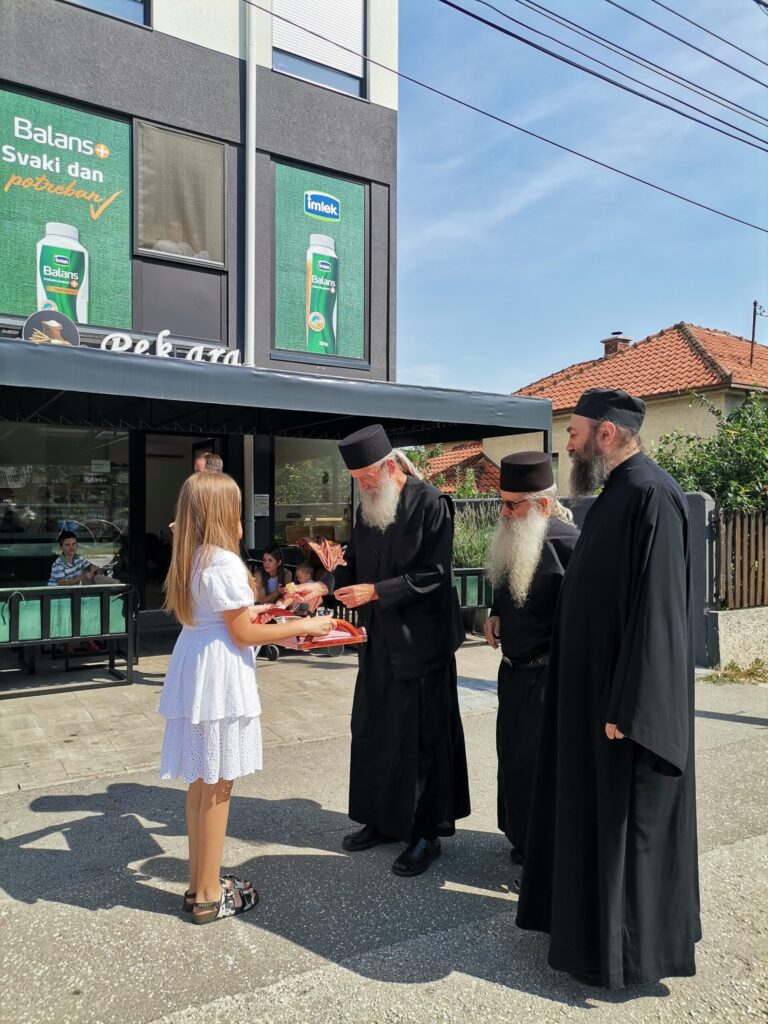 Игуман Хиландара, Високопреподобни архимандрит Методије у посети хиландарском Добротворно-образовном удружењу „Теофил 1198“ у Чачку