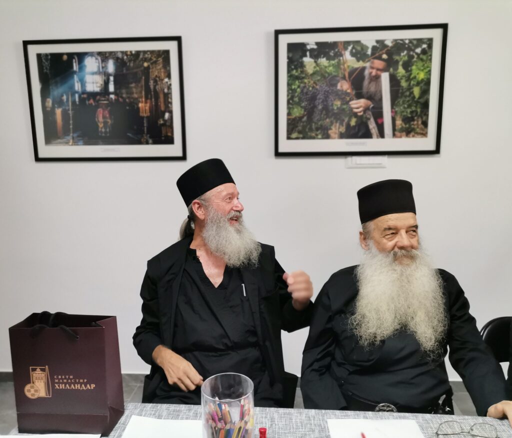 Игуман Хиландара, Високопреподобни архимандрит Методије у посети хиландарском Добротворно-образовном удружењу „Теофил 1198“ у Чачку